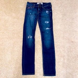 Hollister Low Rise Skinny Jeans, Dark Wash, Very Good Condition!